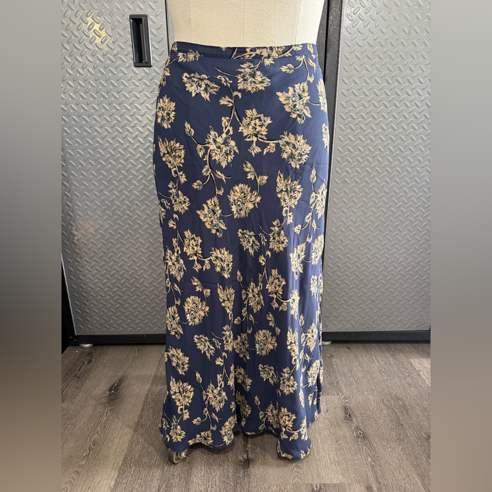 Eddie Bauer Floral Maxi Skirt - Navy and Cream